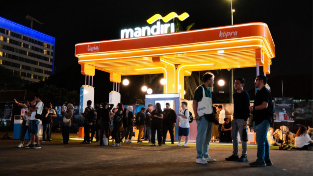 Bank Mandiri Edukasi Ekonomi Sirkular di LaLaLa Festival 2025 Lewat Mandiri Looping for Life