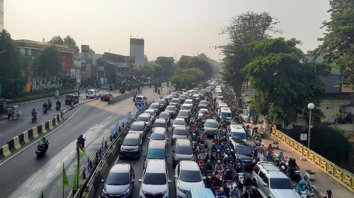 Ada Demo, Banyak PNS di Jakarta Pilih WFH Hari Ini — Antisipasi macet & aman