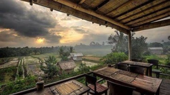 Tren Wisata Ramah Lingkungan di Indonesia 2025: Ekowisata, Keberlanjutan, dan Kesadaran Generasi Muda