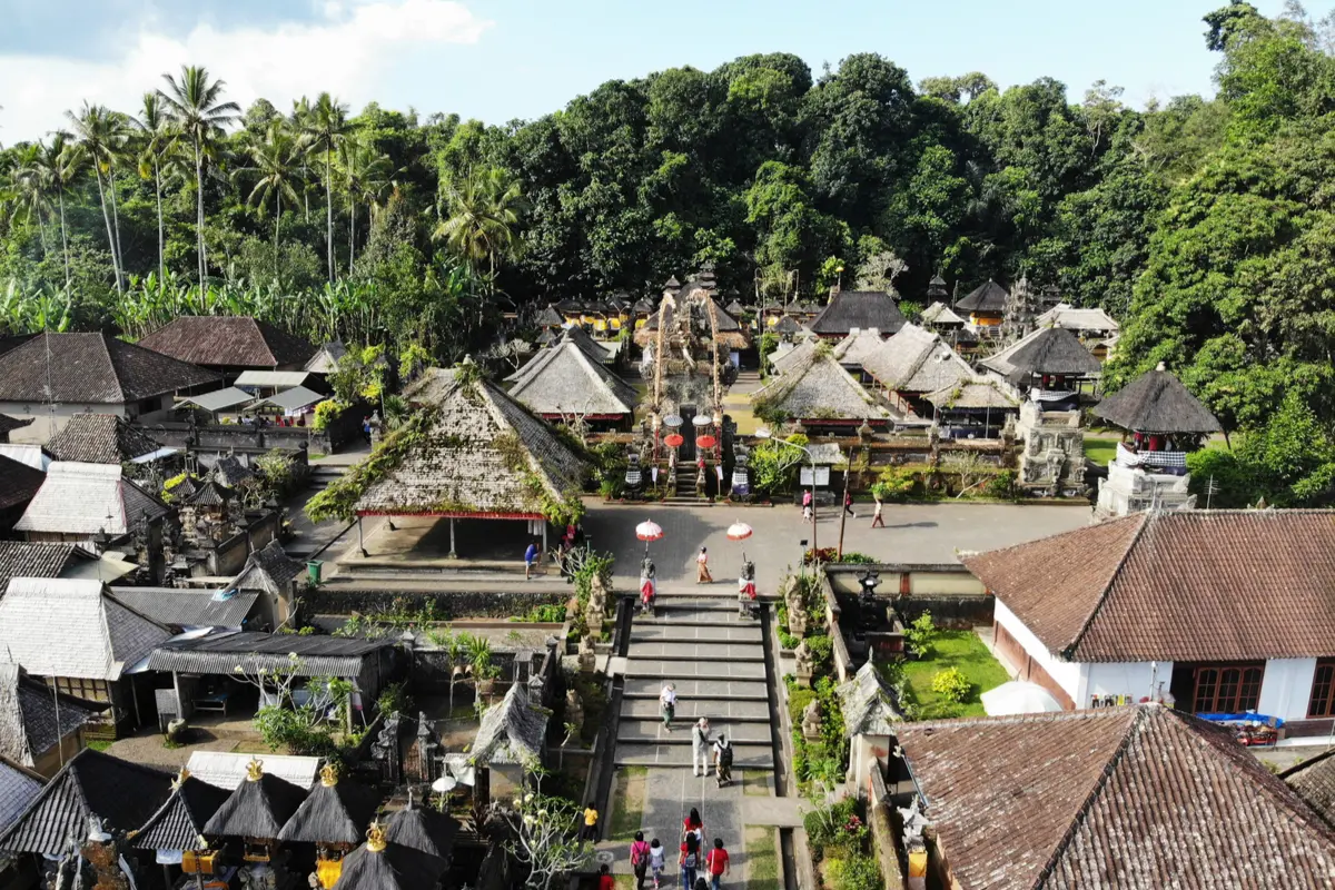 Wisata Desa Indonesia 2025: Kearifan Lokal, Ekowisata, dan Masa Depan Pariwisata Berkelanjutan